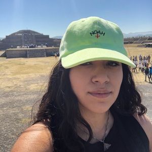 Meet your Posher, Kassandra